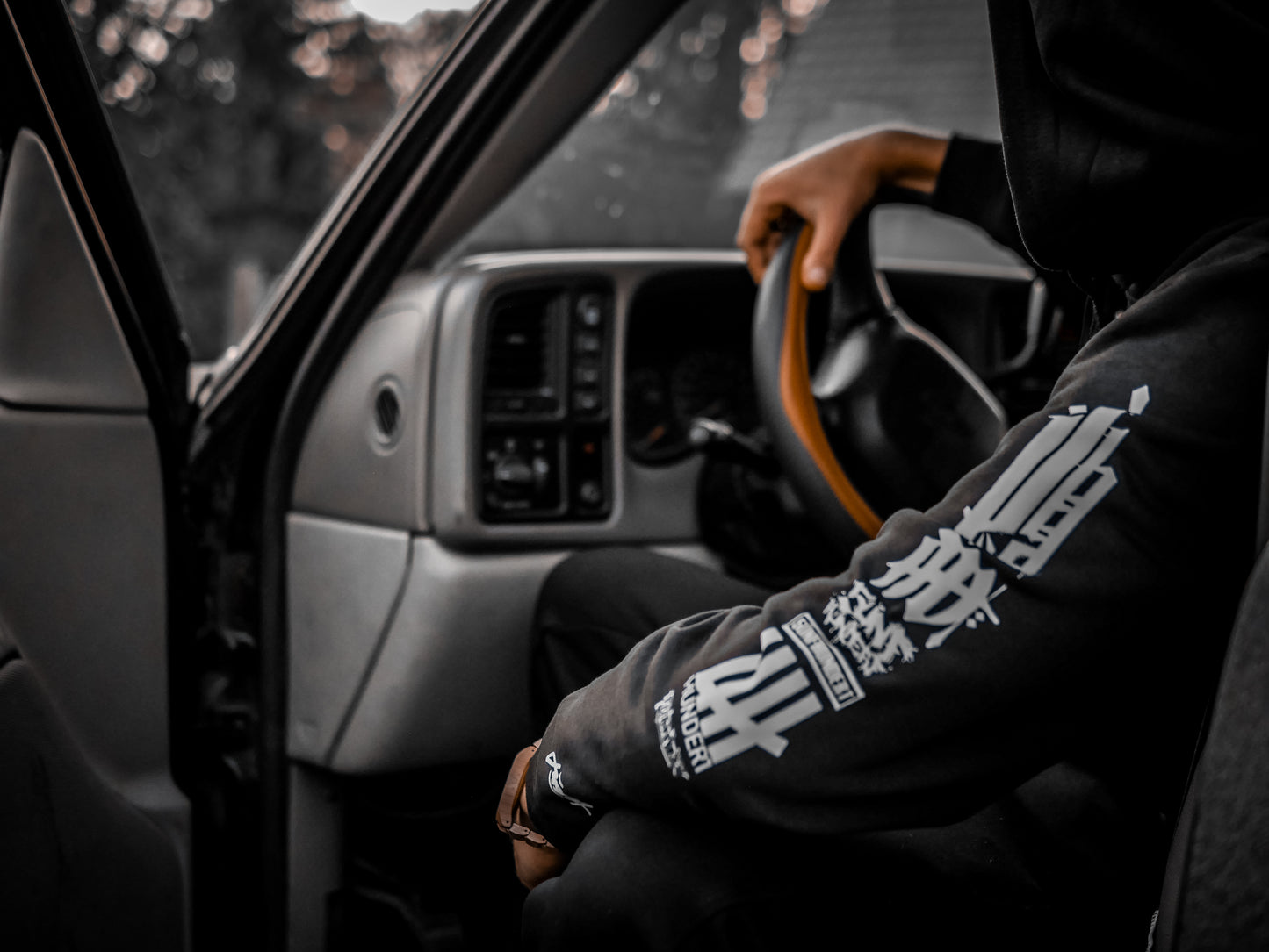 5ünfhundert "Not Paris" Basic Hoodie Black